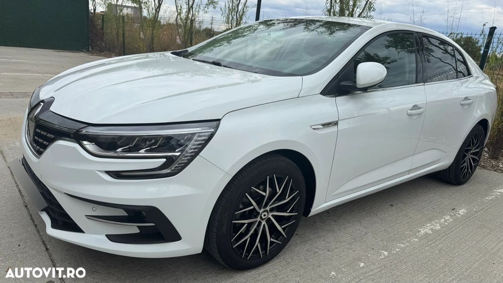 Renault Megane TCe 140 GPF EDC Techno - 11