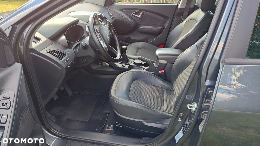 Hyundai ix35 - 12