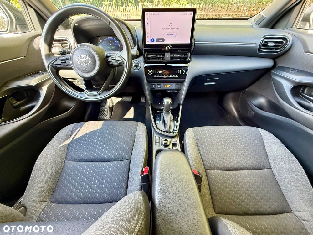 Toyota Yaris Cross Hybrid 1.5 Style AWD - 24