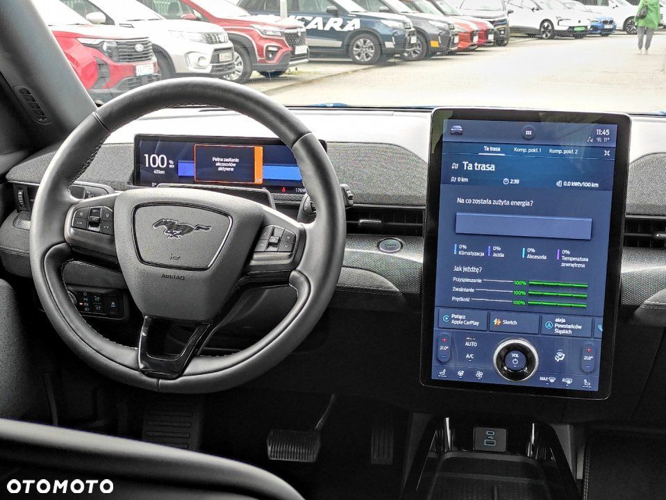 Ford Mustang Mach-E - 17