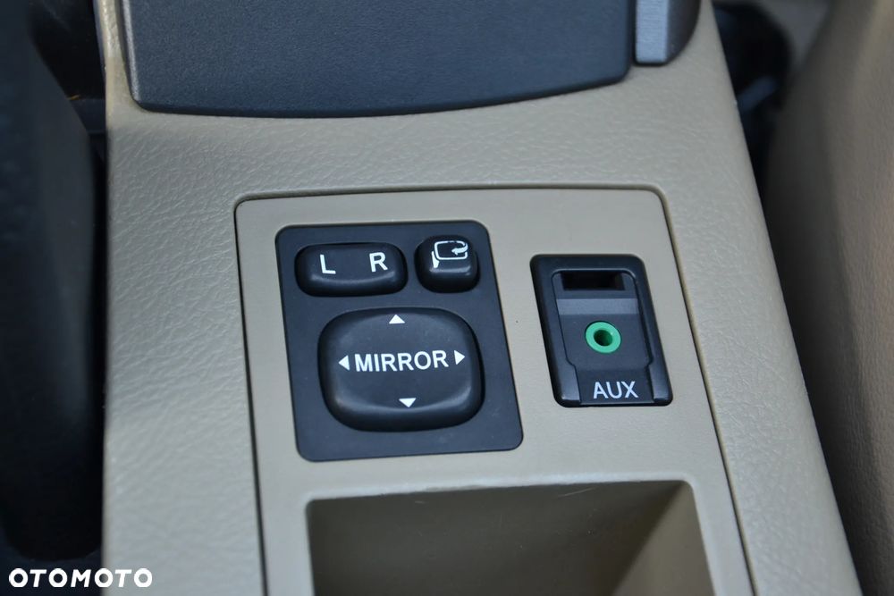 Toyota RAV4 2.0 VVT-i Sol - 13