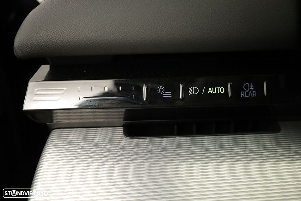 BMW 520 d Pack Desportivo M - 18