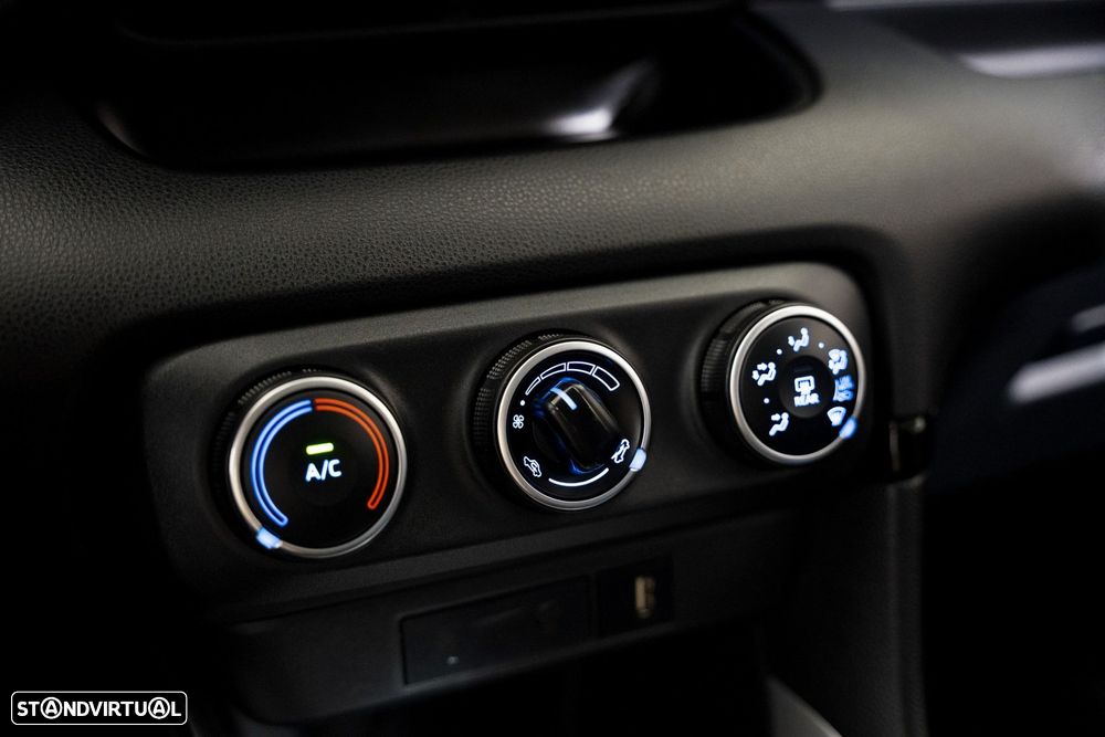 Toyota Yaris 1.0 VVT-i Comfort Plus - 7