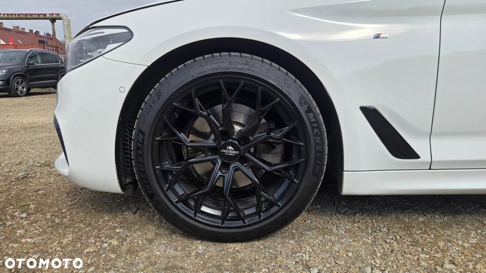 BMW Seria 5 520d xDrive M Sport sport - 5