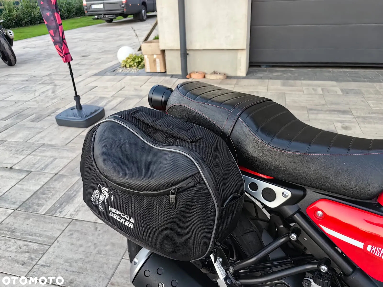 Yamaha XSR - 12