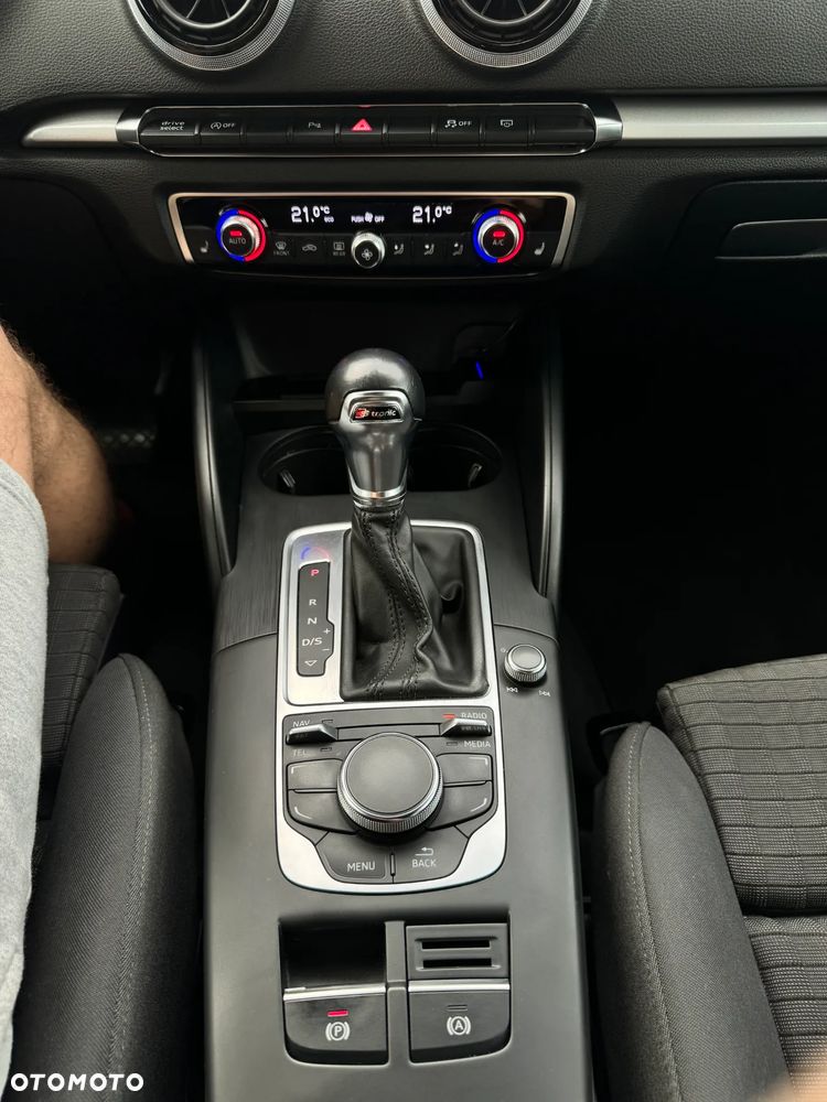 Audi A3 Sportback - 6