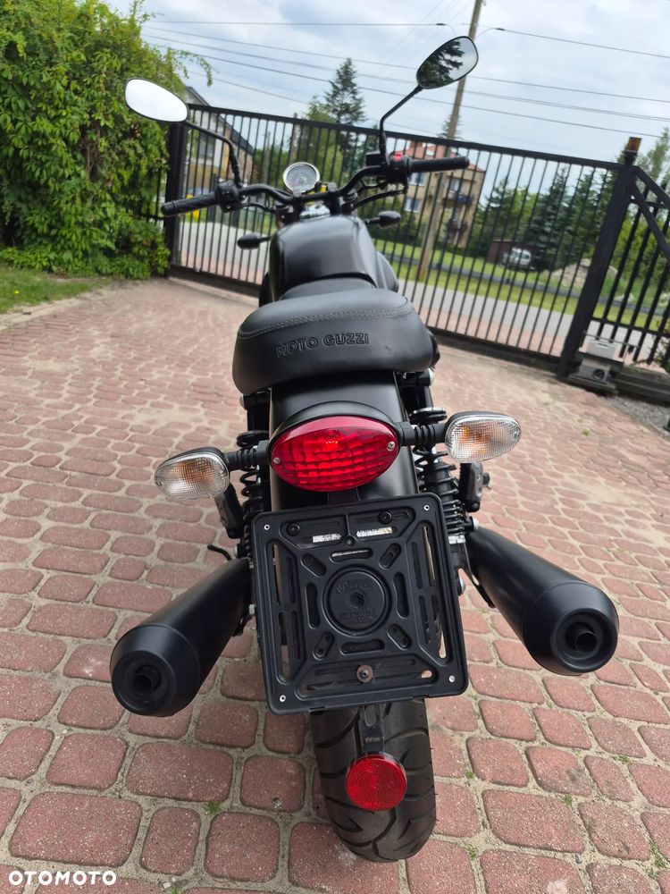 Moto Guzzi V7 - 17