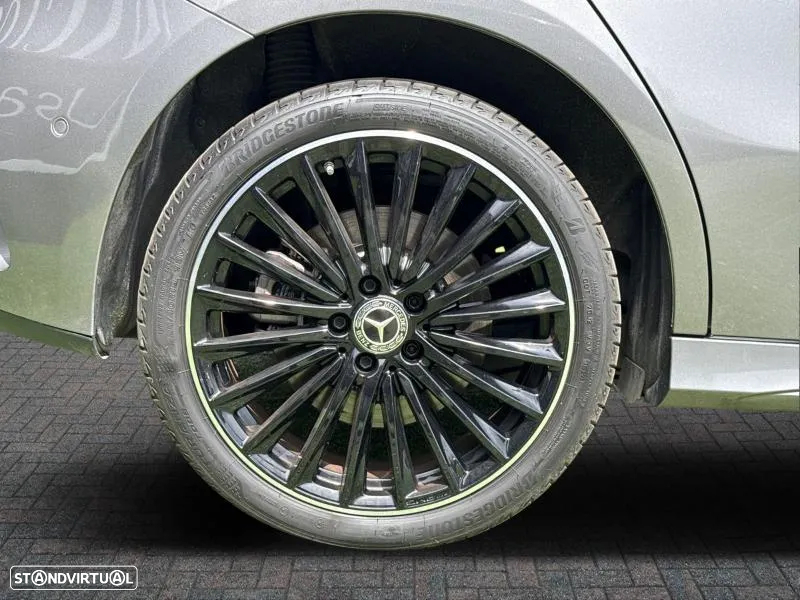 Mercedes-Benz A 250 e - 10