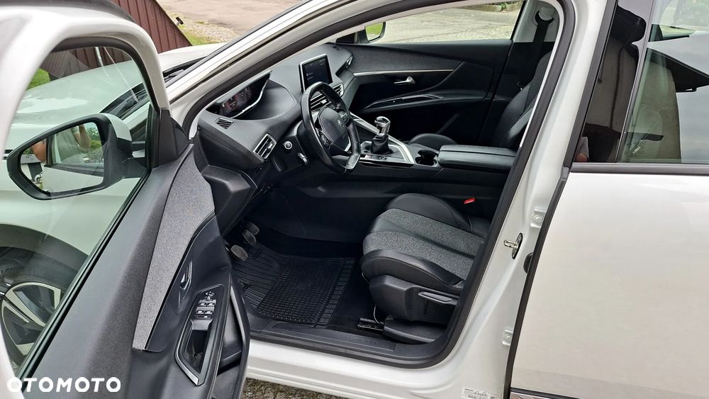 Peugeot 3008 BlueHDi 130 Stop & Start Allure - 24