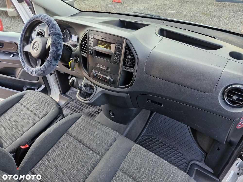 Mercedes-Benz Vito - 37