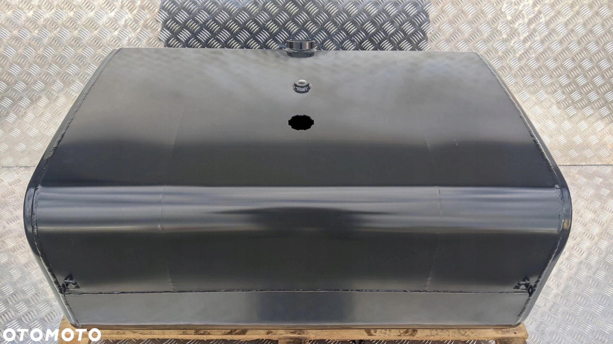 ZBIORNIK PALIWA ALUMINIOWY 300 LITRÓW SCANIA LOW D - 2