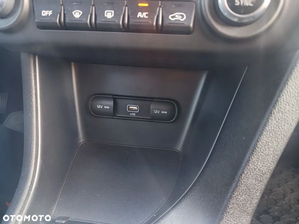 Kia Sportage - 25