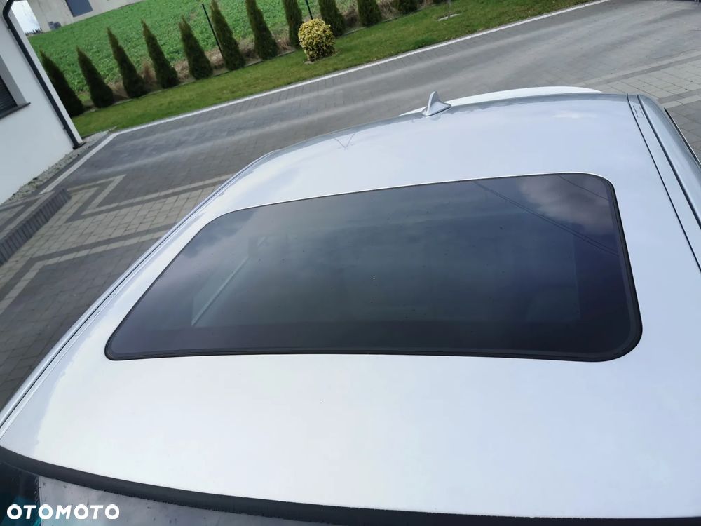 BMW Seria 3 330xi - 7