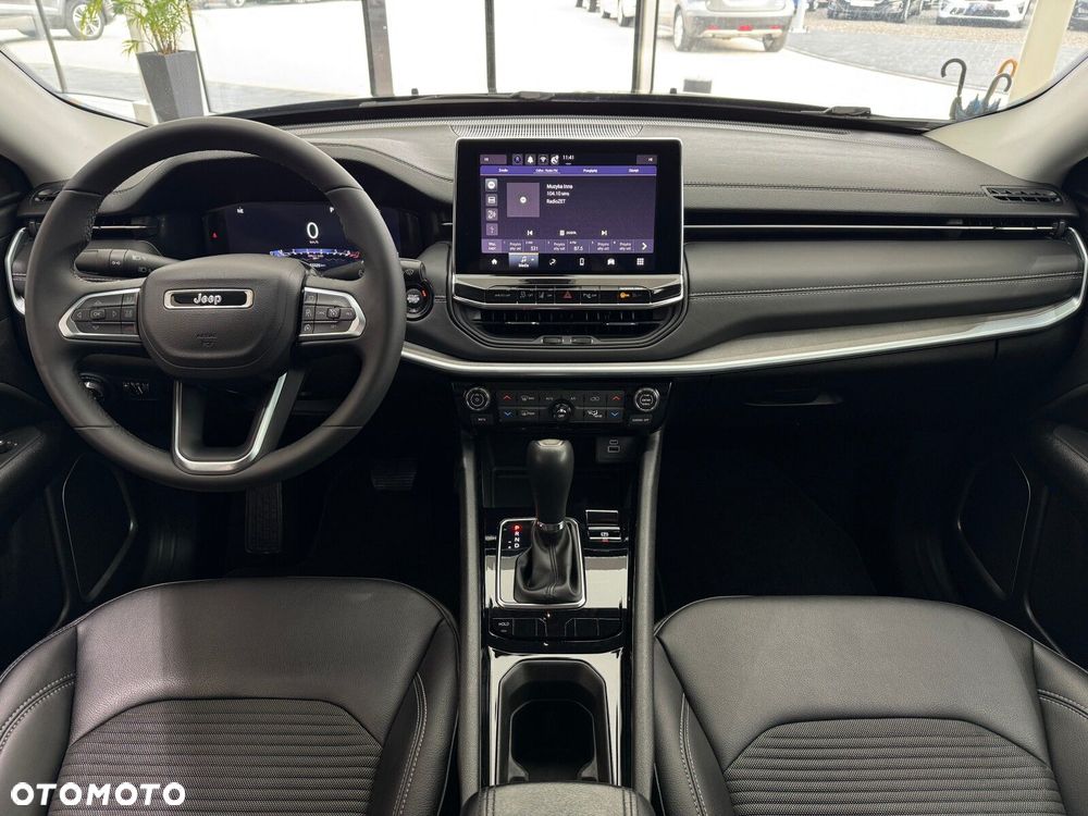 Jeep Compass - 14