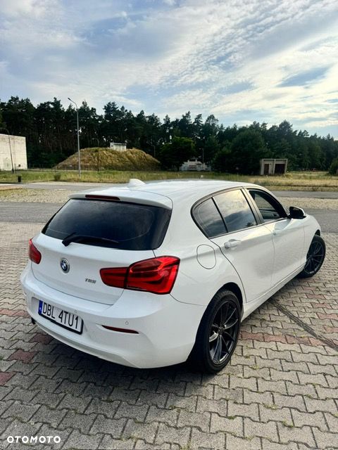 BMW Seria 1 116i Edition Metropolitan - 7