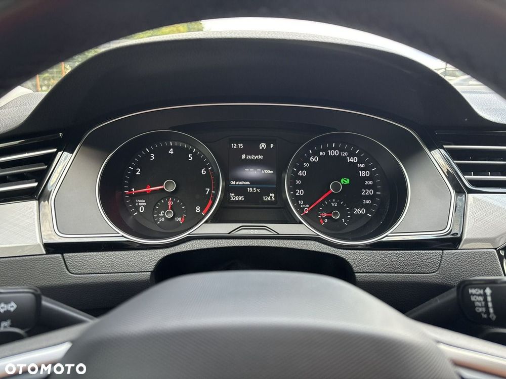 Volkswagen Passat 1.5 TSI EVO Business DSG - 22
