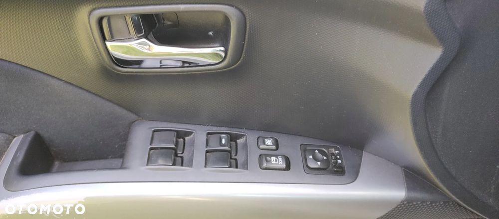 Mitsubishi Outlander 2.2 DI-D 4WD Invite - 21