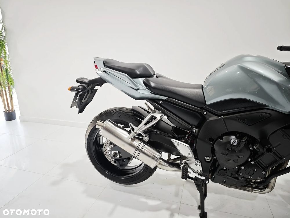Yamaha FZ - 9