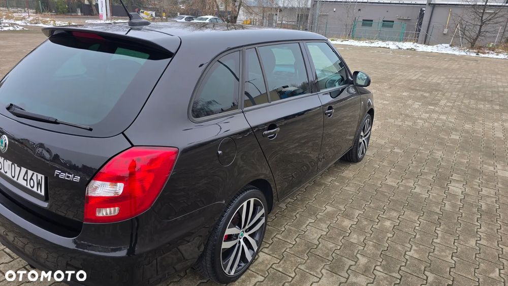 Skoda Fabia 1.4 TSI DSG RS - 12