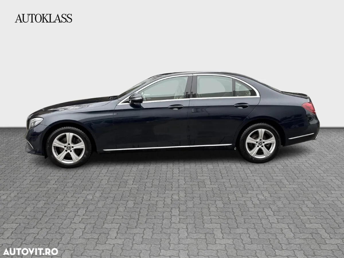 Mercedes-Benz E 220 d 4MATIC Aut. - 2