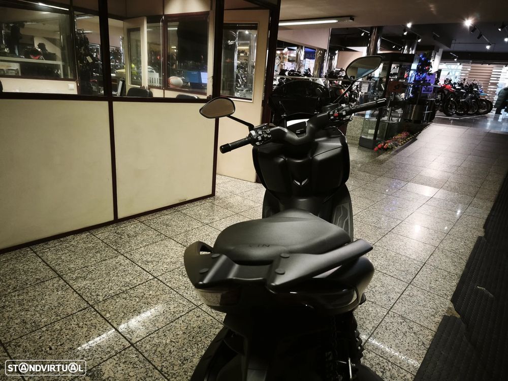 Zontes 125M 125D - 4