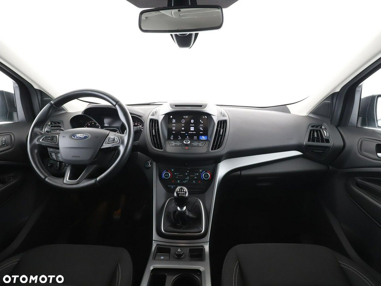 Ford Kuga 1.5 EcoBoost 2x4 Business Edition - 15