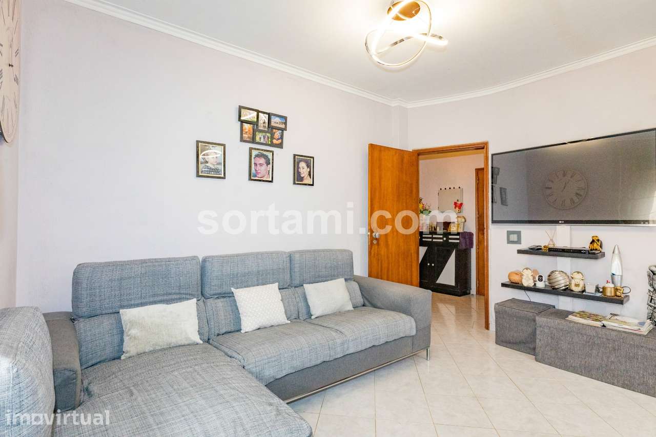 Apartamento T3 Venda em Quarteira,Loulé - Grande imagem: 2/18