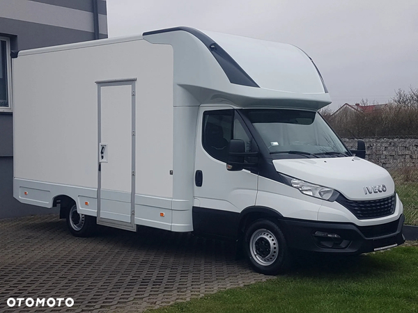 Iveco DAILY KONTENER NISKOPODŁOGOWY 4,43x2,23x2,42 SKLEP BAR FOODTRUCK KAMPER KLIMA
