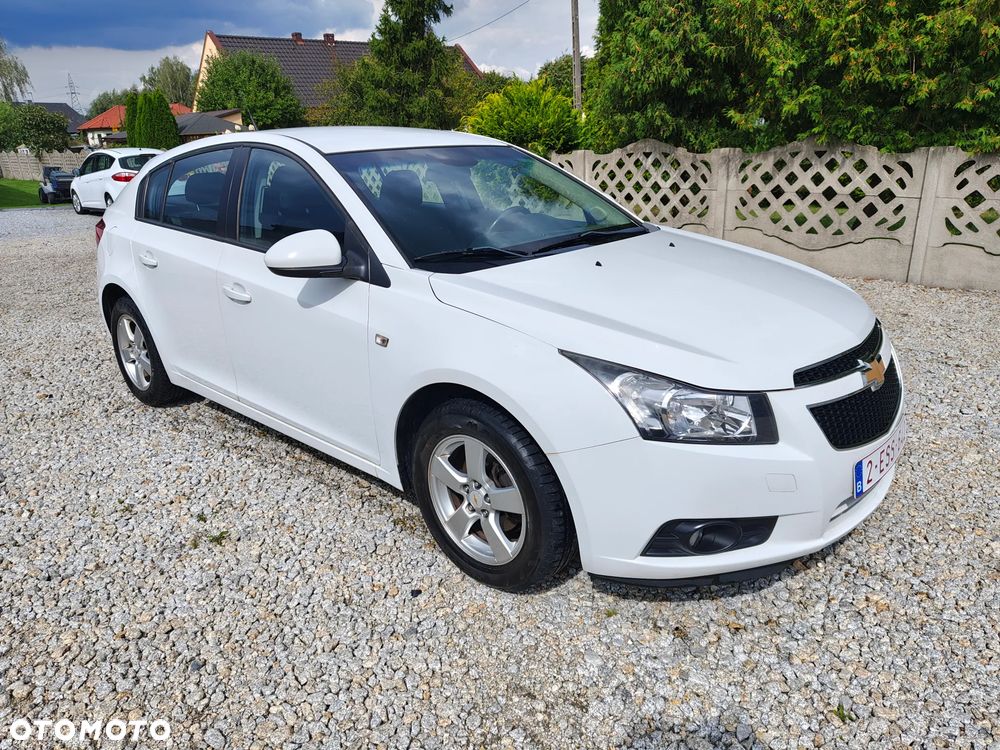 Chevrolet Cruze - 1