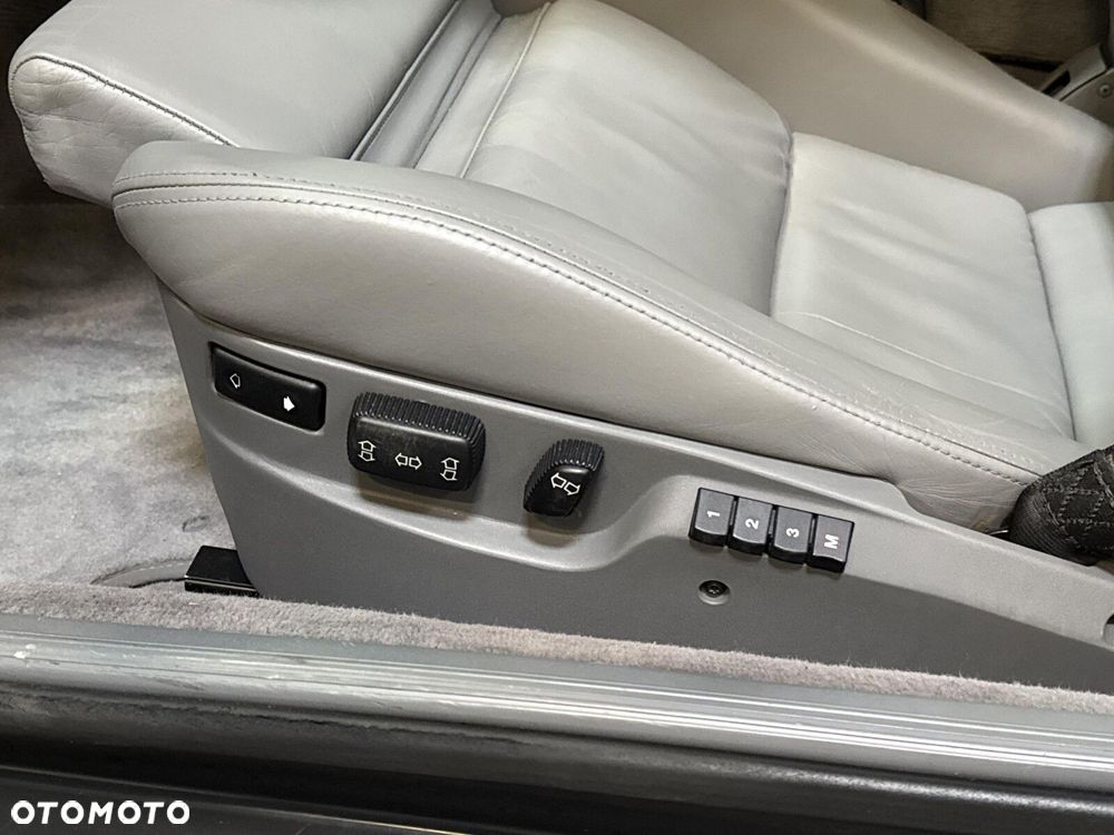 BMW Seria 8 - 20