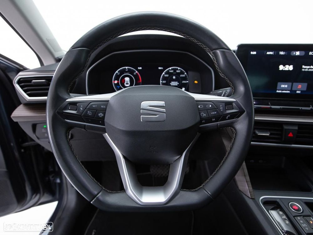 SEAT Leon 1.4 e-Hybrid Xcellence DSG - 17