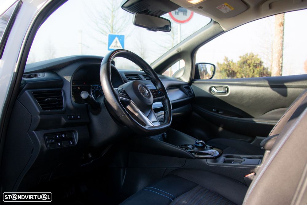 Nissan Leaf N-Connecta - 15