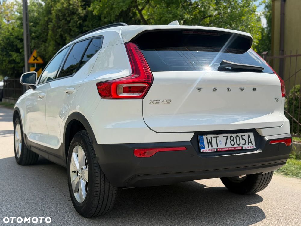 Volvo XC 40 T3 Momentum - 6