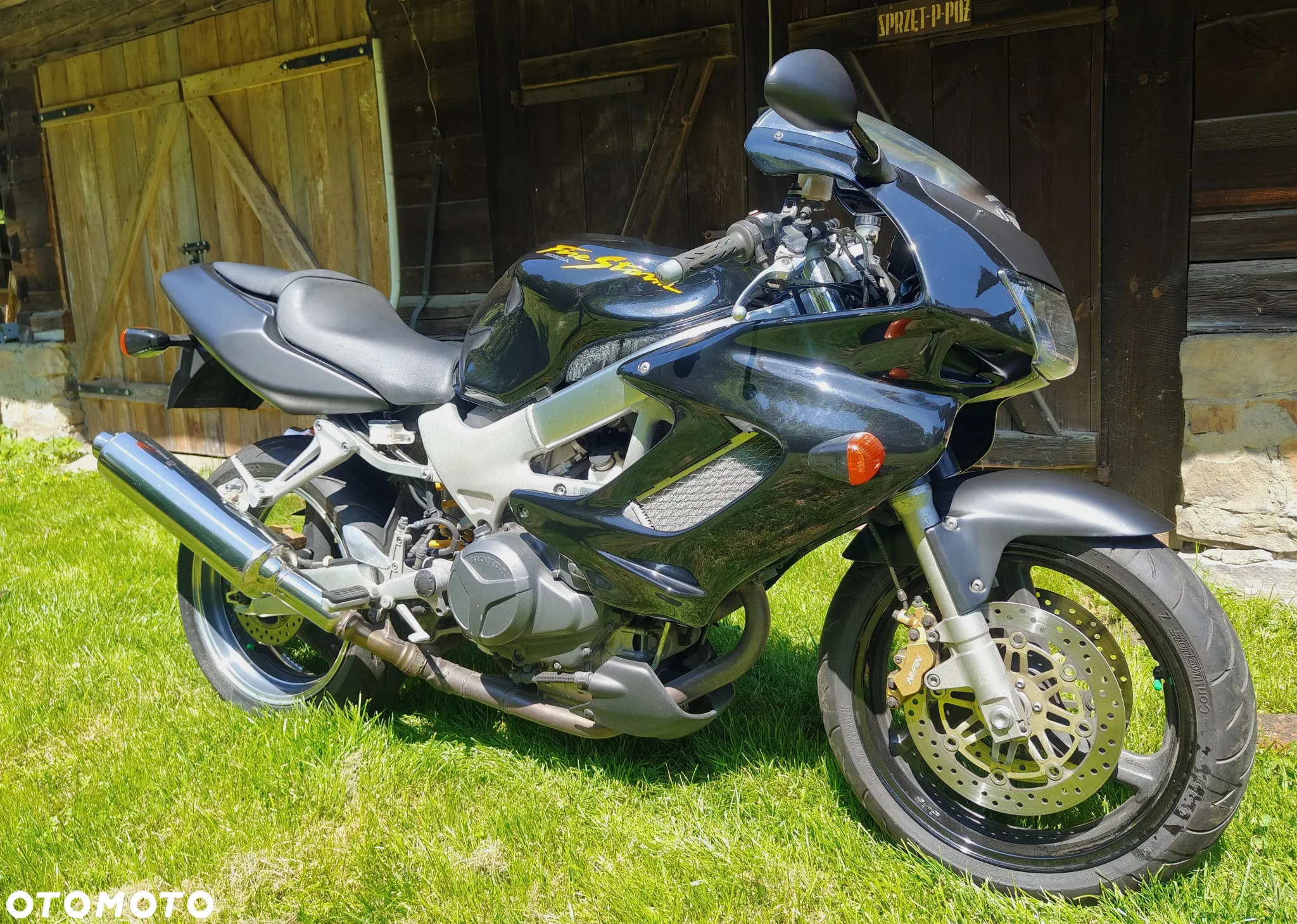 Honda VTR - 9