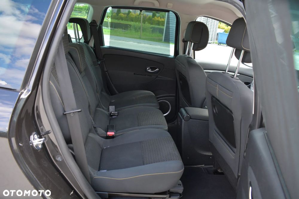 Renault Scenic - 19