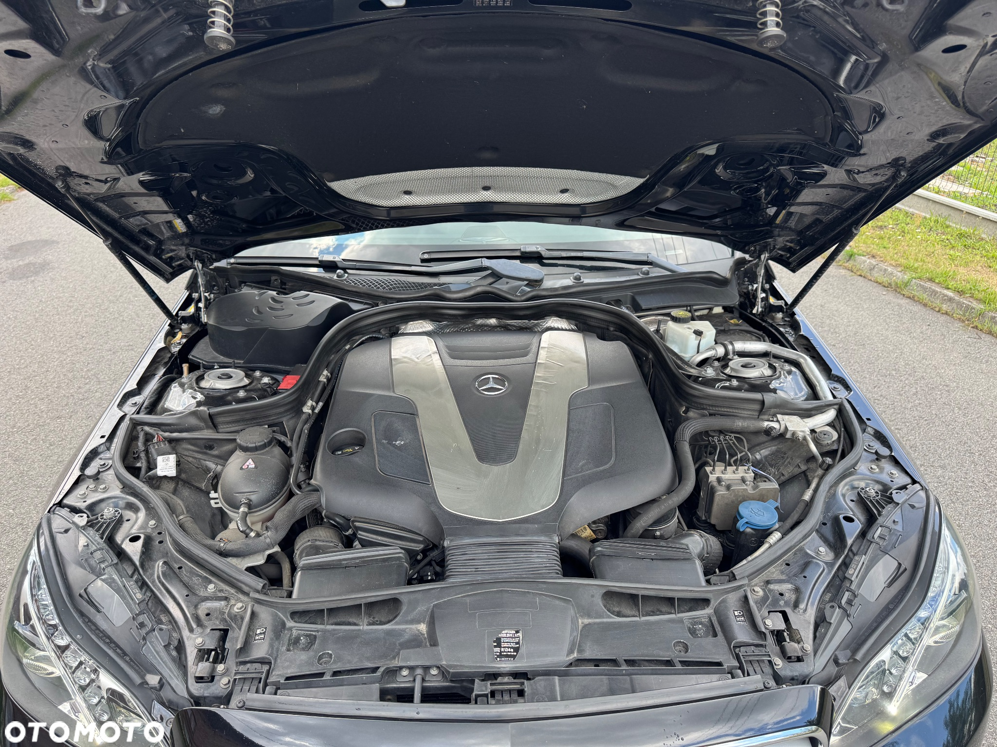 Mercedes-Benz Klasa E 350 d 4Matic T 9G-TRONIC Avantgarde - 29