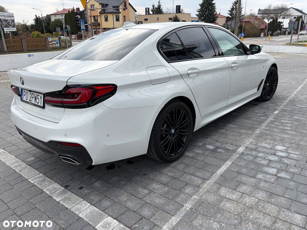 BMW Seria 5 518d M Sport - 7