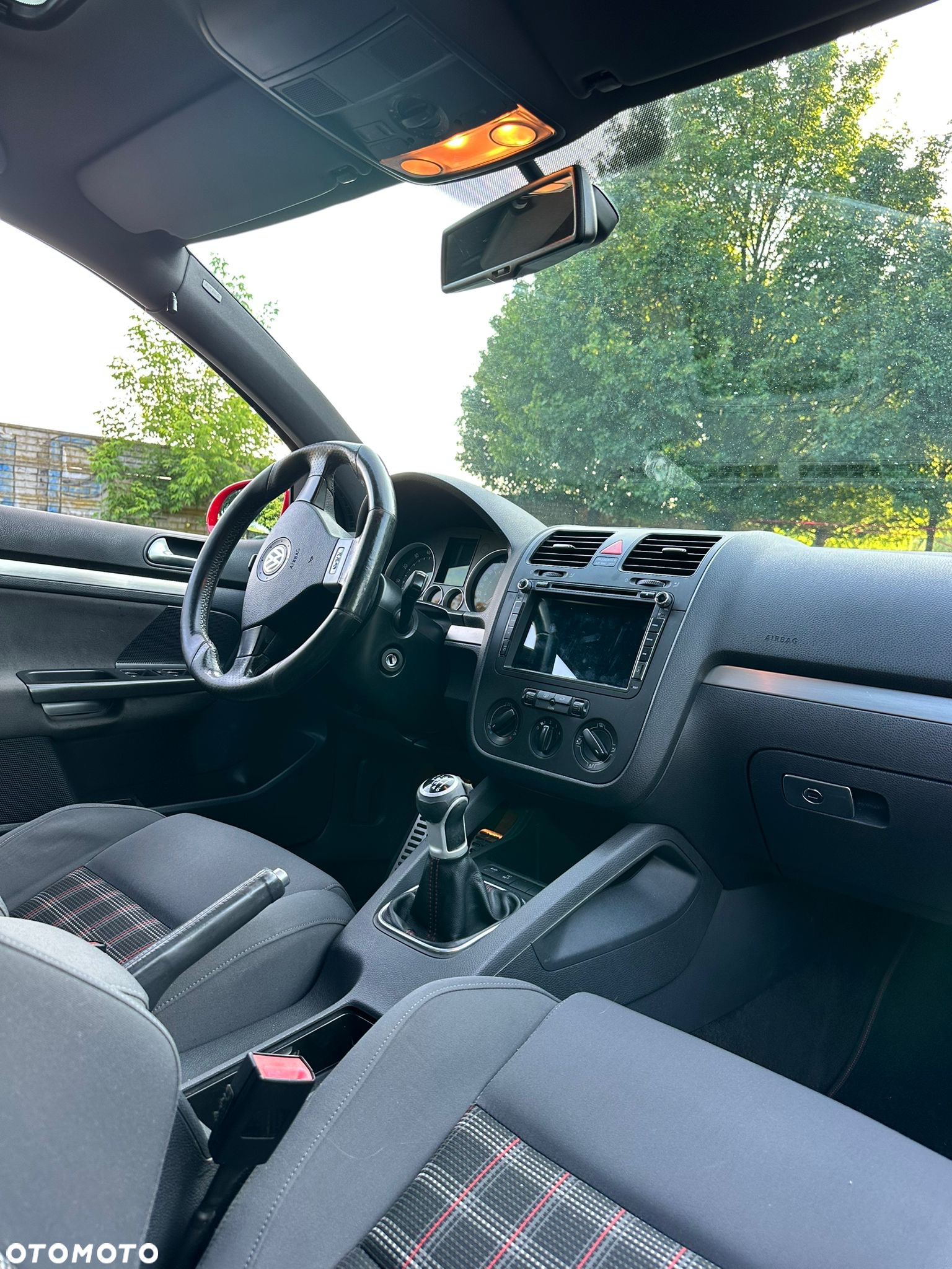 Volkswagen Golf V R32 - 17