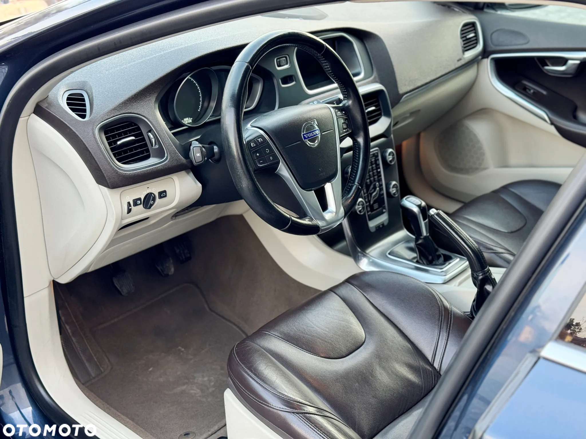Volvo V40 D4 RDesign - 28
