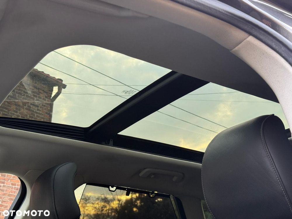 Ford Mondeo 2.0 EcoBoost STart-Stopp Autom Titanium - 12