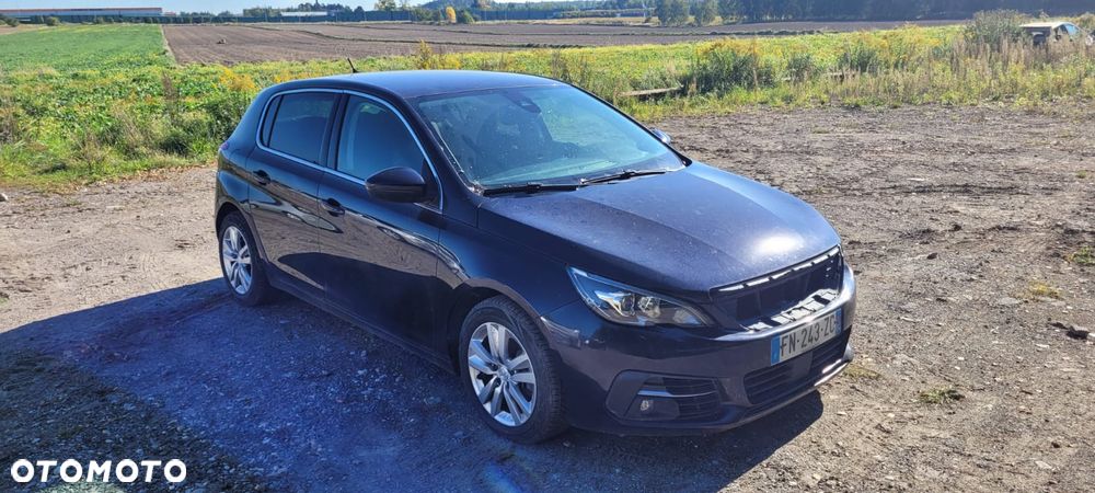 Peugeot 308 2018 photo 2