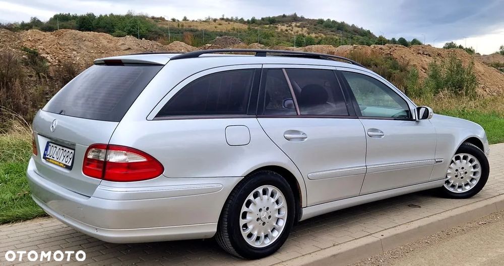 Mercedes-Benz Klasa E 220 T CDI Automatik Elegance - 4
