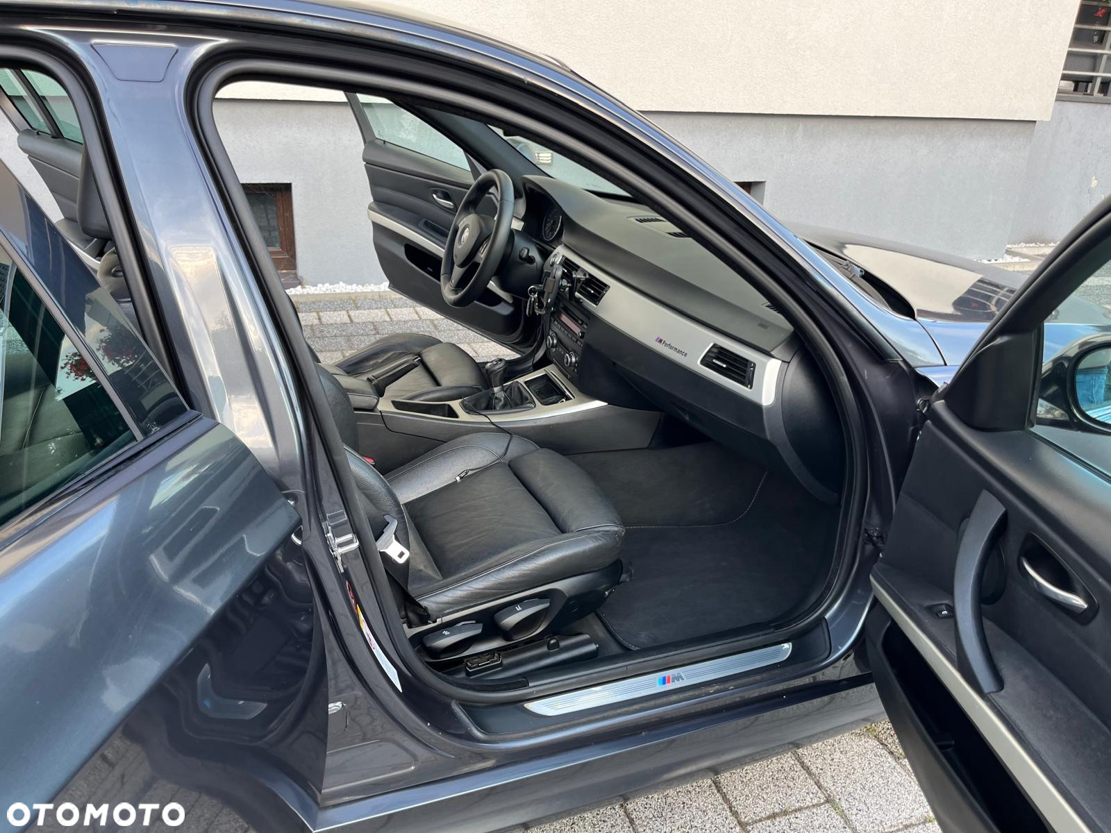 BMW Seria 3 320d - 6