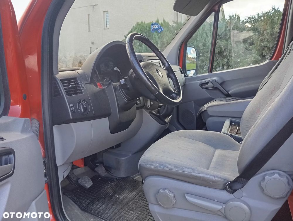 Volkswagen Crafter - 11