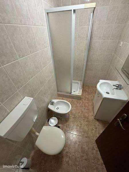 Estudio disponivel a partir de 1 Maio - Grande imagem: 4/4