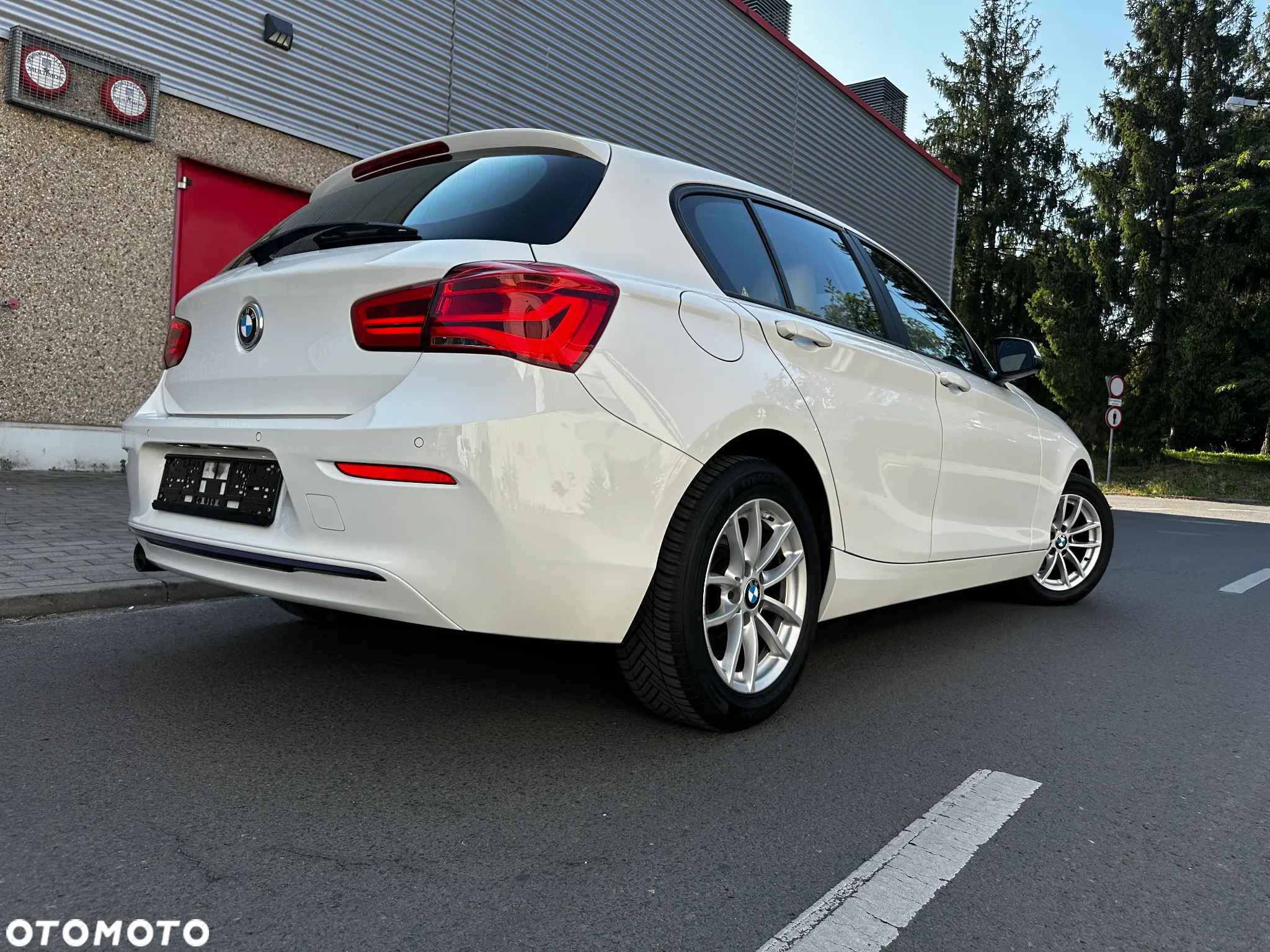 BMW Seria 1 118i Sport Line - 9