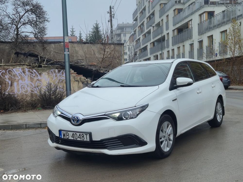 Toyota Auris Hybrid 135 Comfort - 6