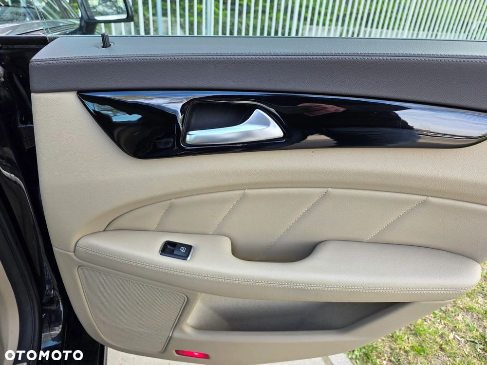 Mercedes-Benz CLS 250 CDI BlueEff - 33