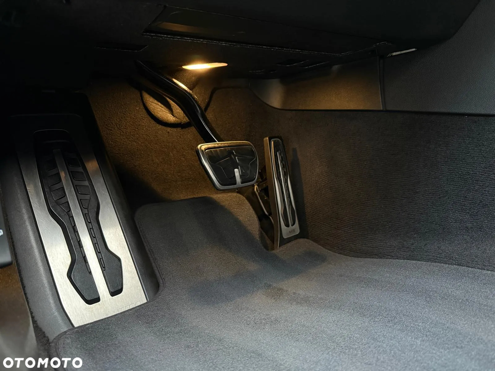 BMW Seria 8 M850i xDrive Gran Coupe - 22