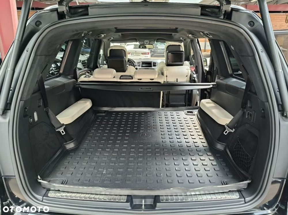 Mercedes-Benz GL 63 AMG - 19
